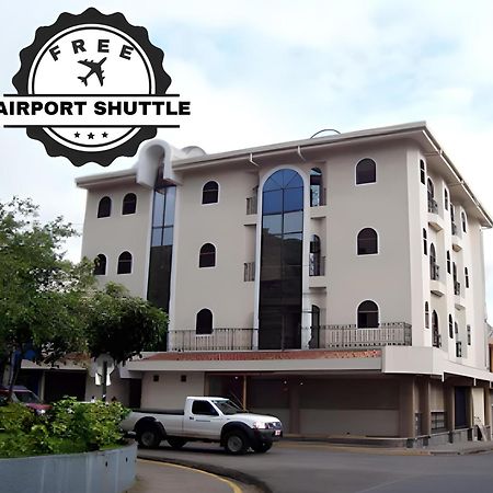 Alajuela Backpackers Airport Hostel מראה חיצוני תמונה