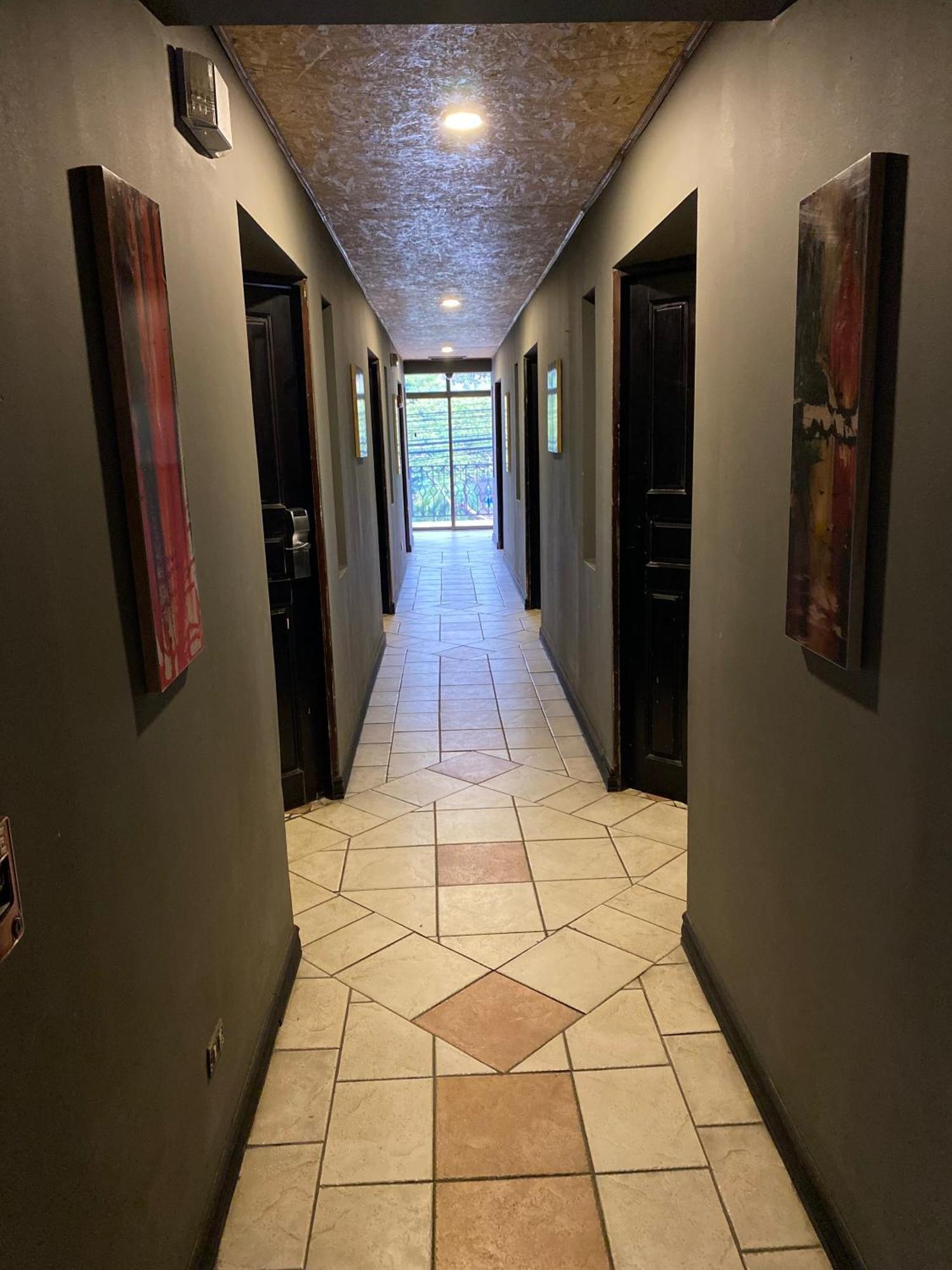 Alajuela Backpackers Airport Hostel מראה חיצוני תמונה