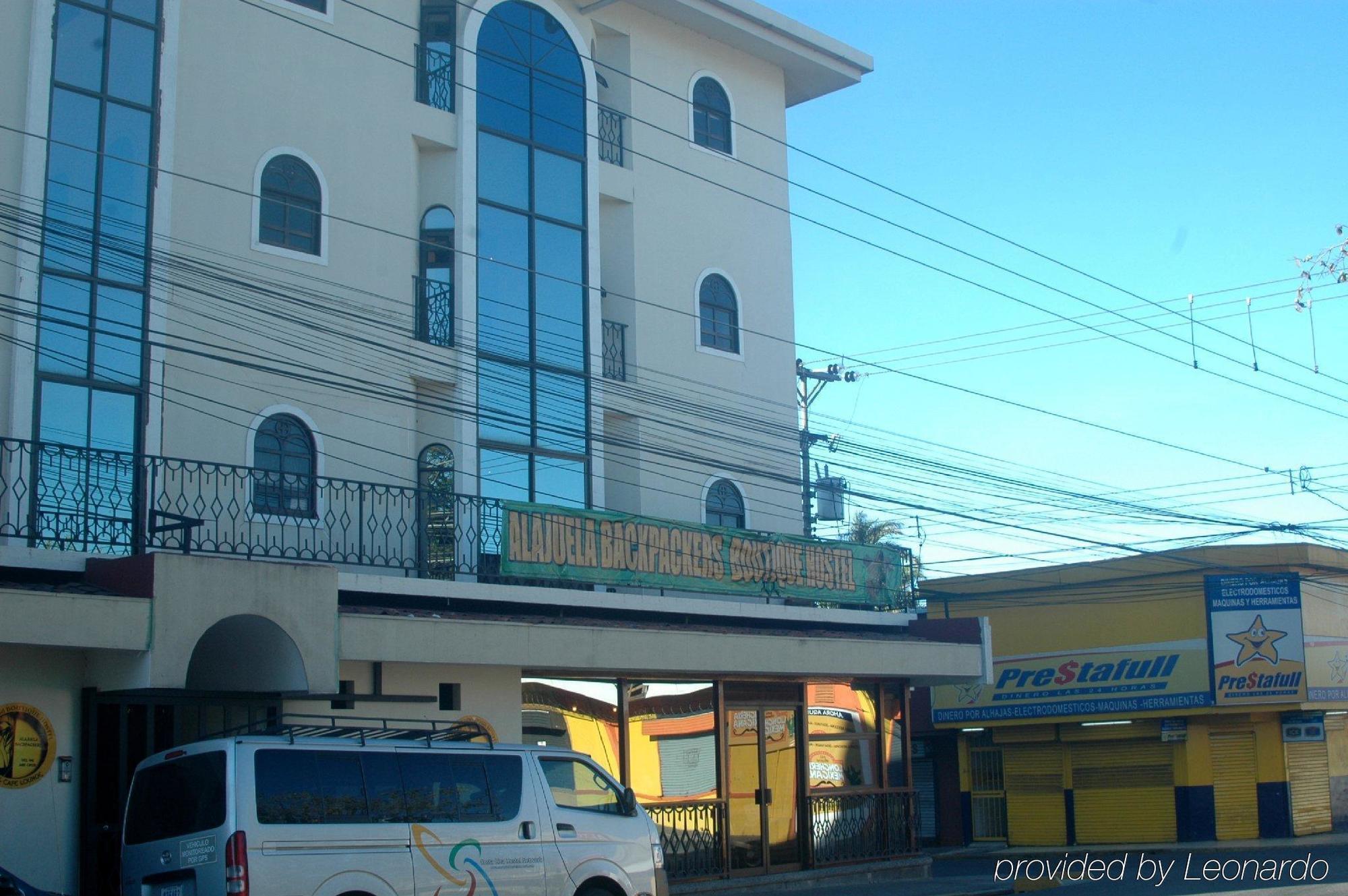 Alajuela Backpackers Airport Hostel מראה חיצוני תמונה